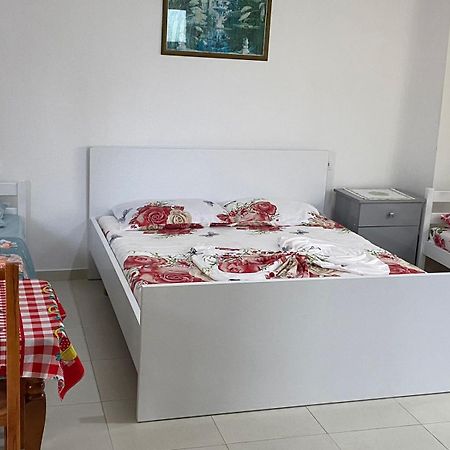 Feriz Vukaj Hotel Hamallaj Exterior foto
